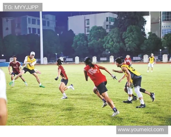 运动飞盘战术解析广州飞盘队转换体系与体育发展探讨